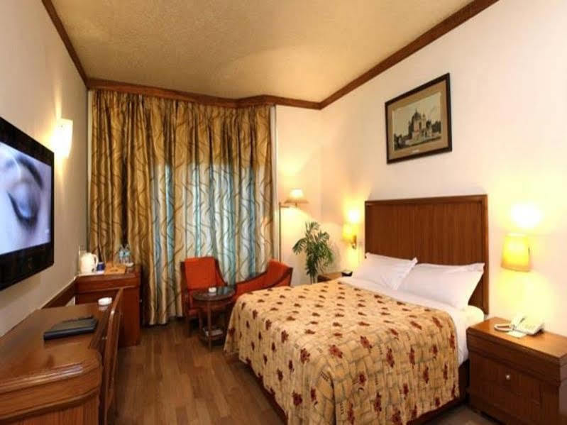 Hotel Samrat, New Delhi Exterior foto